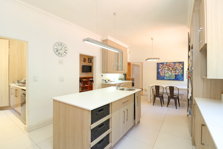 4 Bedroom Property for Sale in Atholl Gauteng