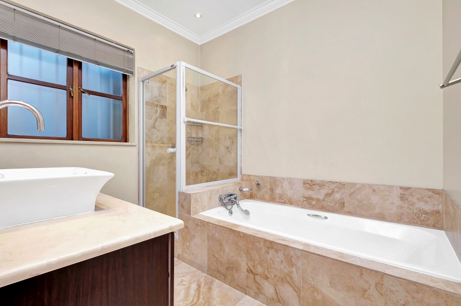 4 Bedroom Property for Sale in Atholl Gauteng