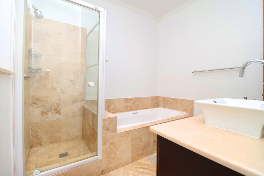 4 Bedroom Property for Sale in Atholl Gauteng