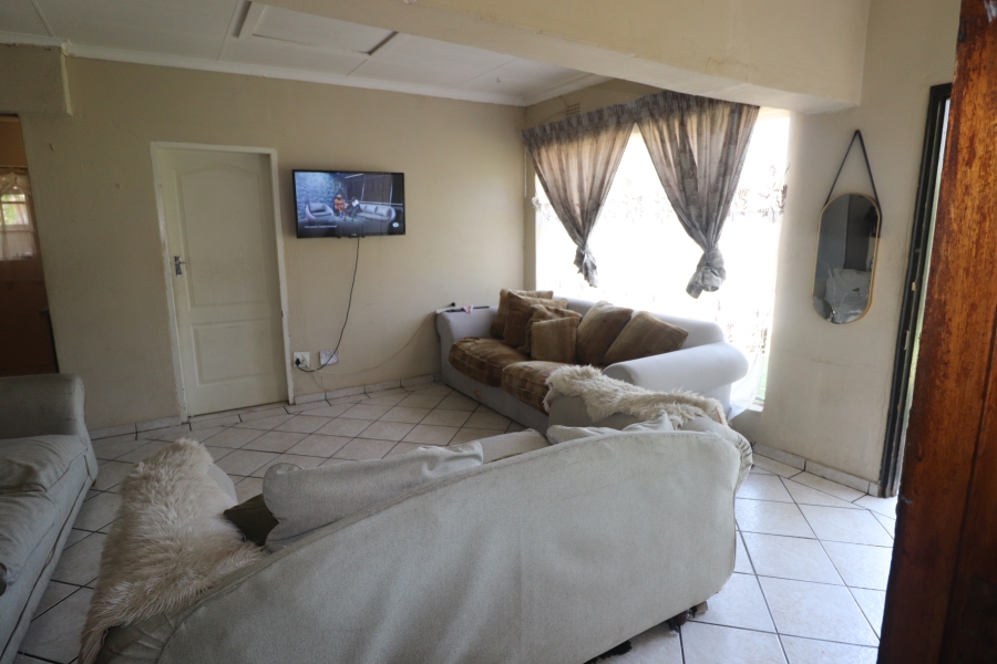 To Let 2 Bedroom Property for Rent in Kempton Park West Gauteng