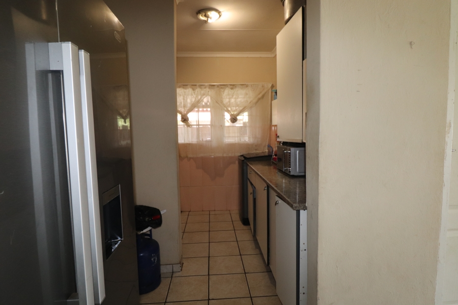 To Let 2 Bedroom Property for Rent in Kempton Park West Gauteng