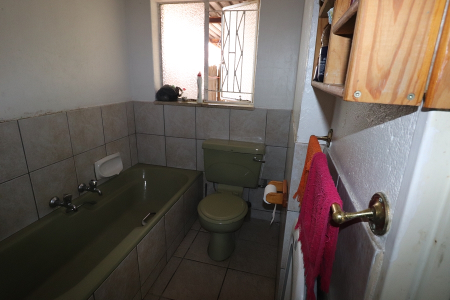 To Let 2 Bedroom Property for Rent in Kempton Park West Gauteng