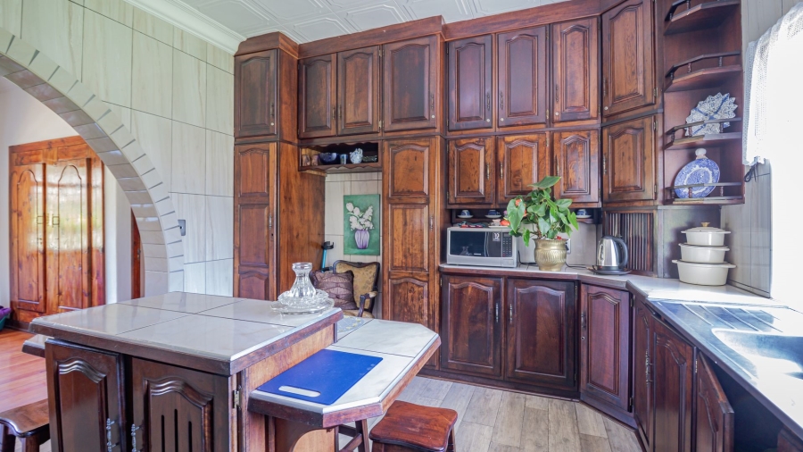 5 Bedroom Property for Sale in Dalview Gauteng