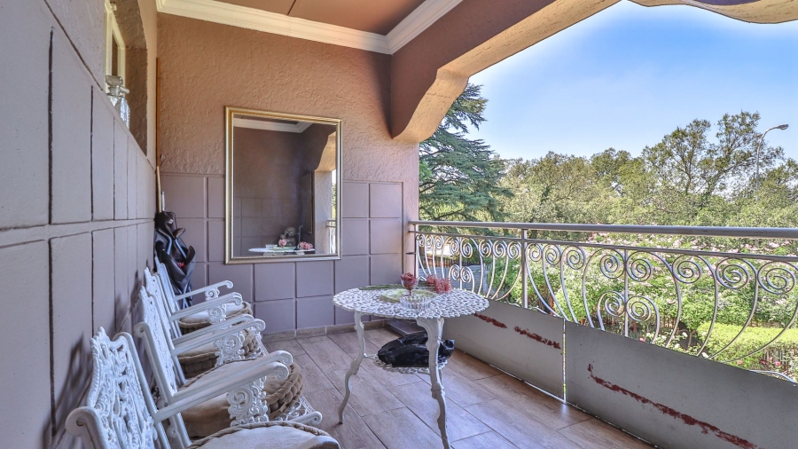 5 Bedroom Property for Sale in Dalview Gauteng