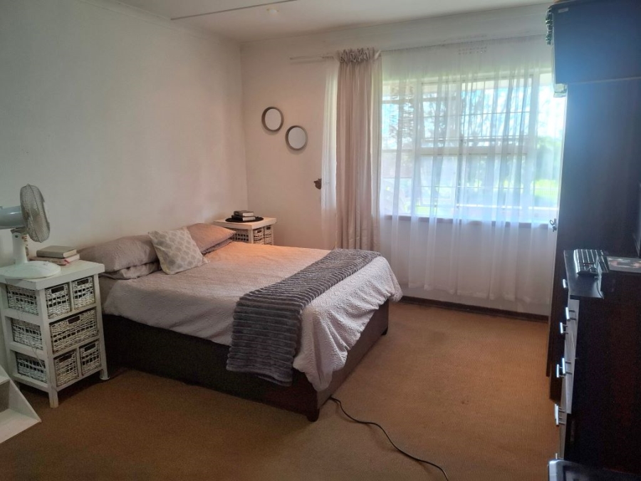 2 Bedroom Property for Sale in Greenhills Gauteng