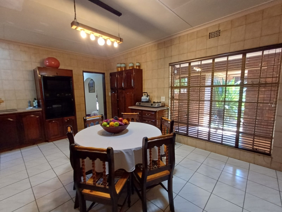 3 Bedroom Property for Sale in Sonneveld Gauteng