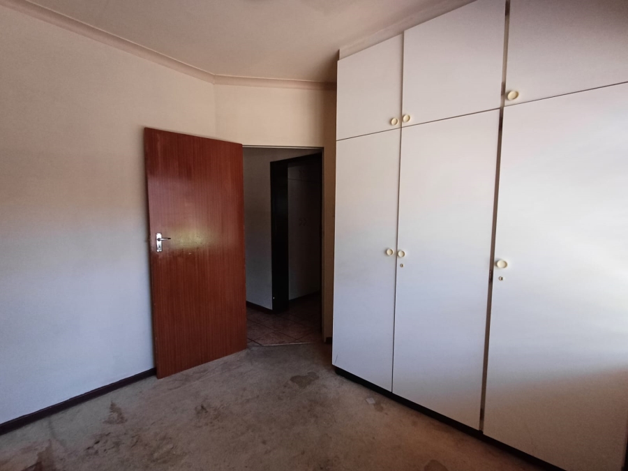 3 Bedroom Property for Sale in Sonneveld Gauteng