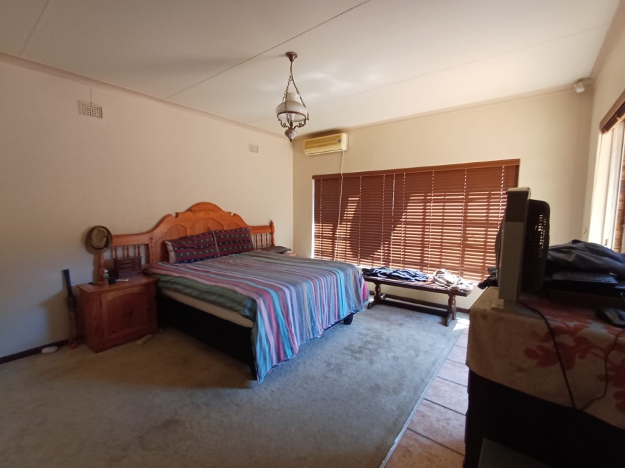3 Bedroom Property for Sale in Sonneveld Gauteng