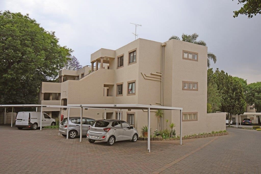 To Let 1 Bedroom Property for Rent in Hurlingham Gauteng