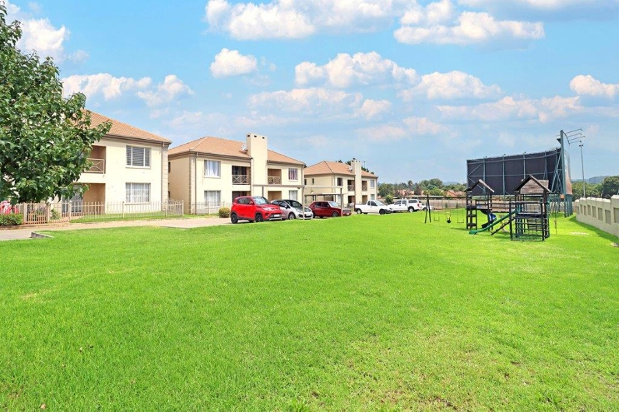 2 Bedroom Property for Sale in Oriel Gauteng