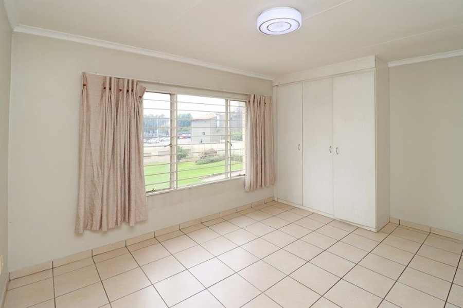 2 Bedroom Property for Sale in Oriel Gauteng