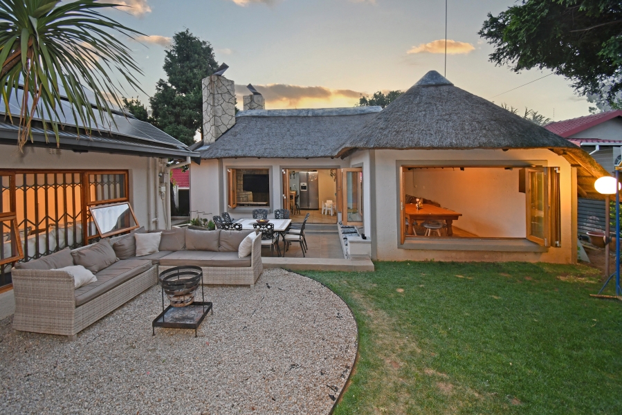 5 Bedroom Property for Sale in Bergbron Gauteng