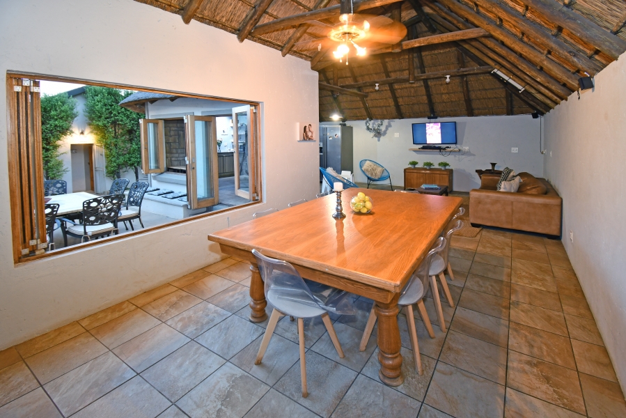 5 Bedroom Property for Sale in Bergbron Gauteng