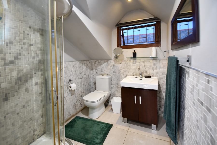 5 Bedroom Property for Sale in Bergbron Gauteng