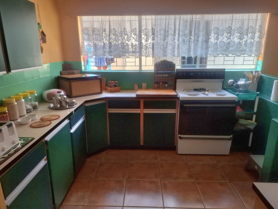 4 Bedroom Property for Sale in Greenhills Gauteng