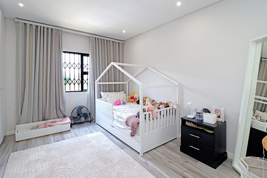 4 Bedroom Property for Sale in Percelia Estate Gauteng