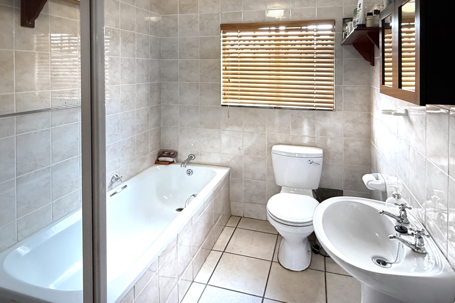 3 Bedroom Property for Sale in Kyalami Hills Gauteng