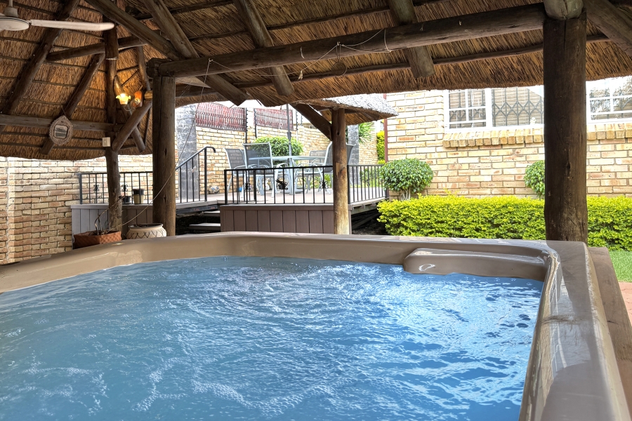 3 Bedroom Property for Sale in Kyalami Hills Gauteng