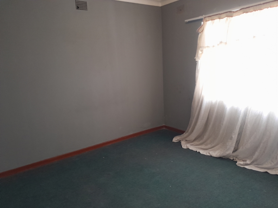 To Let 3 Bedroom Property for Rent in Tedstoneville Gauteng