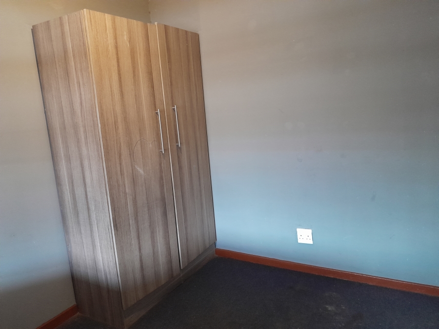 To Let 3 Bedroom Property for Rent in Tedstoneville Gauteng
