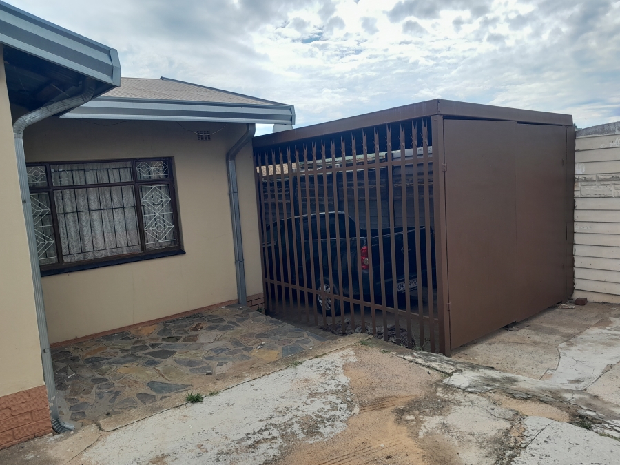 To Let 3 Bedroom Property for Rent in Tedstoneville Gauteng
