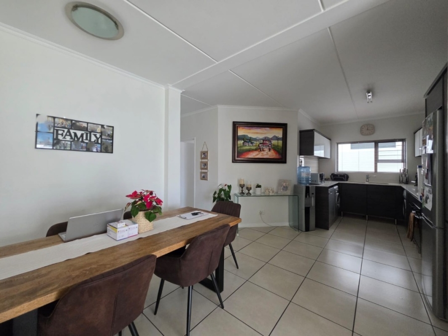 3 Bedroom Property for Sale in Greenstone Hill Gauteng