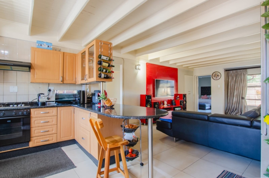 5 Bedroom Property for Sale in Eden Glen Gauteng