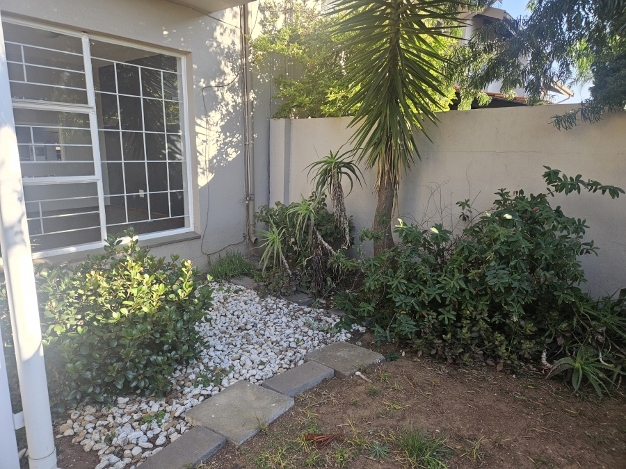 2 Bedroom Property for Sale in Eastleigh Gauteng
