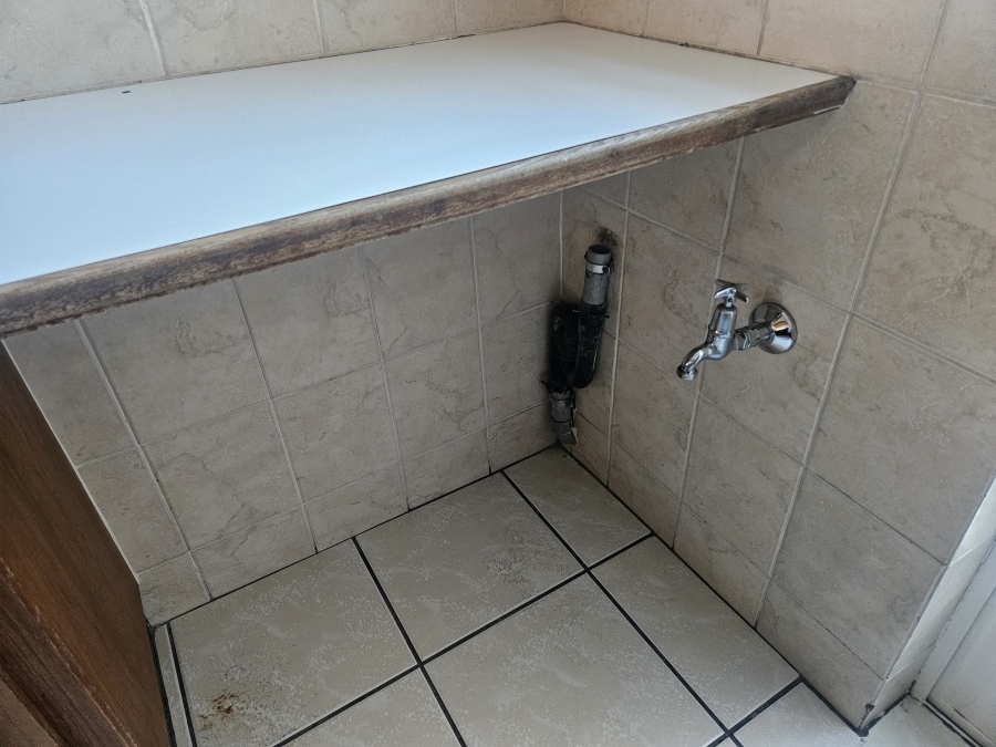 2 Bedroom Property for Sale in Eastleigh Gauteng