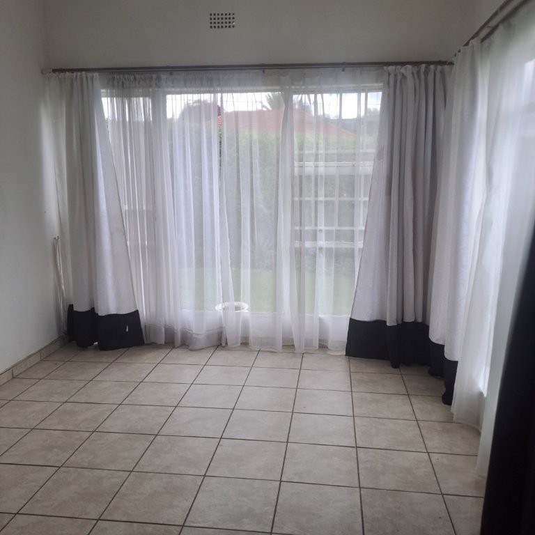 To Let 1 Bedroom Property for Rent in Sydenham Gauteng