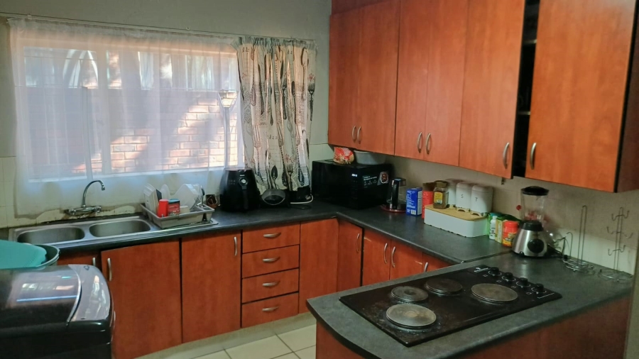 4 Bedroom Property for Sale in Lyttelton Manor Gauteng
