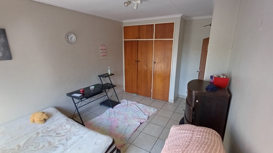 4 Bedroom Property for Sale in Lyttelton Manor Gauteng