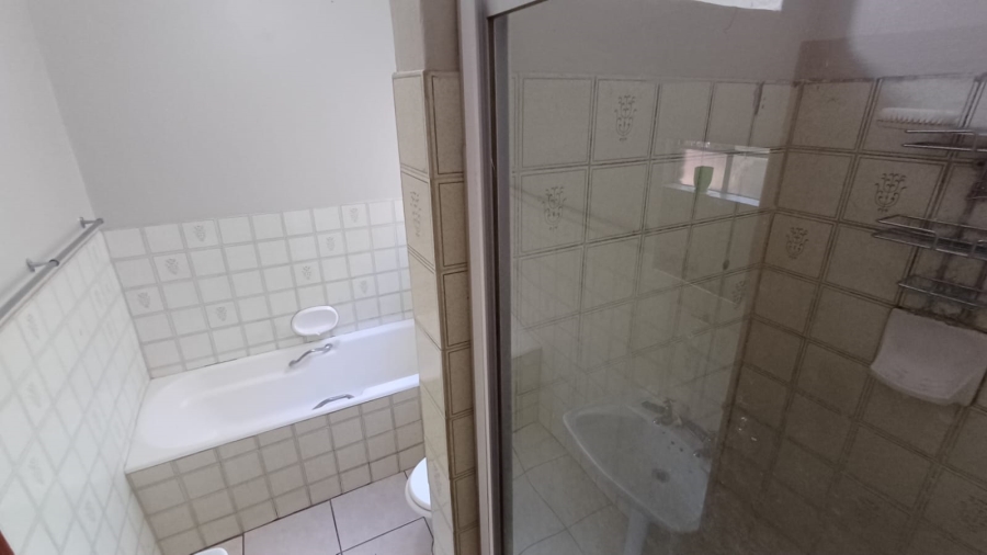 4 Bedroom Property for Sale in Lyttelton Manor Gauteng