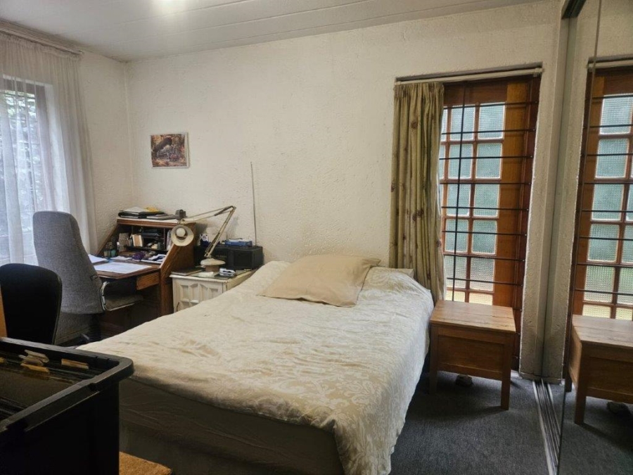 1 Bedroom Property for Sale in Sunnyrock Gauteng