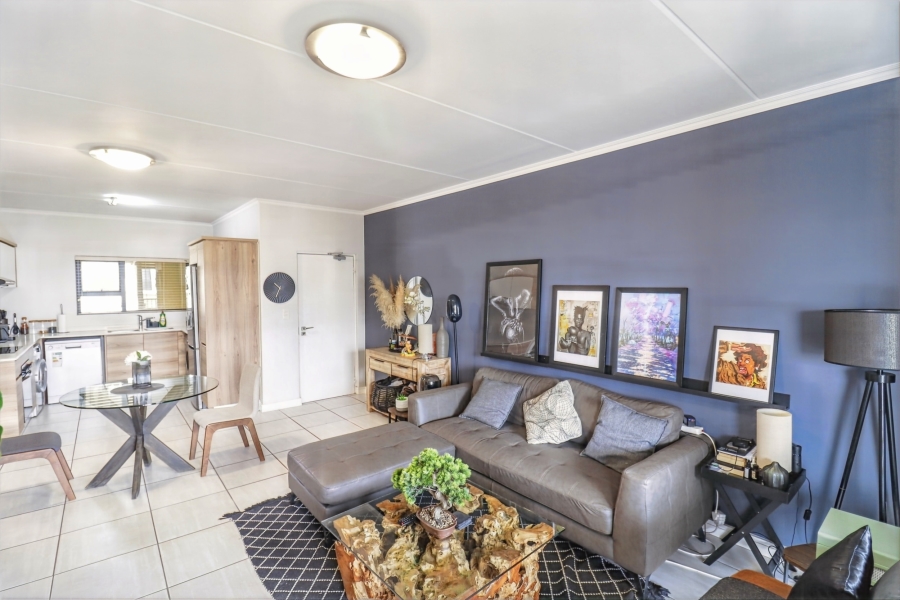 2 Bedroom Property for Sale in Waterfall Gauteng