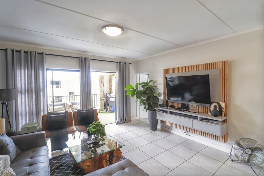 2 Bedroom Property for Sale in Waterfall Gauteng