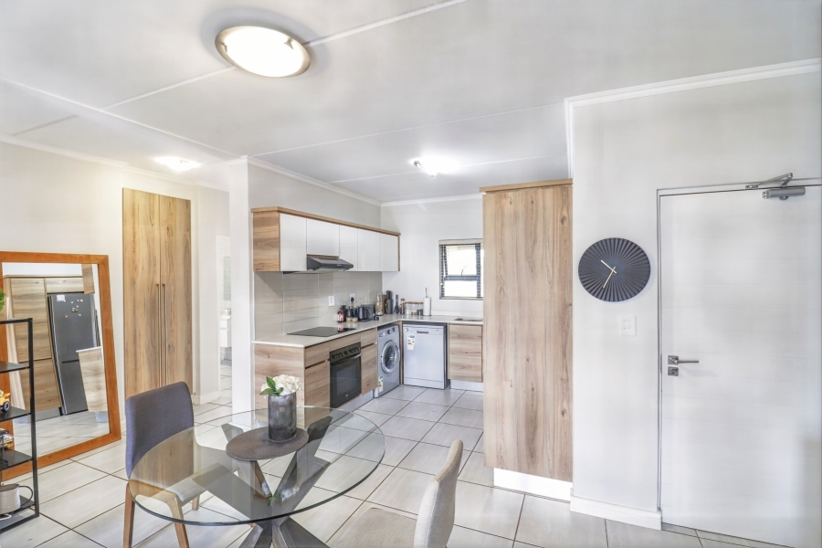 2 Bedroom Property for Sale in Waterfall Gauteng