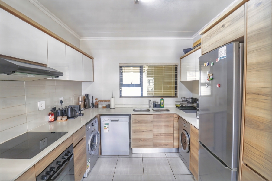 2 Bedroom Property for Sale in Waterfall Gauteng