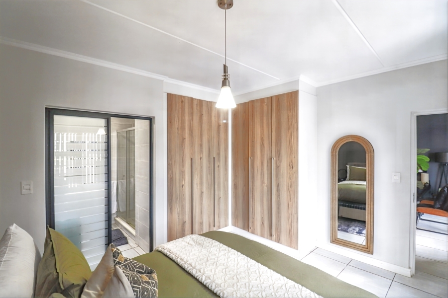 2 Bedroom Property for Sale in Waterfall Gauteng