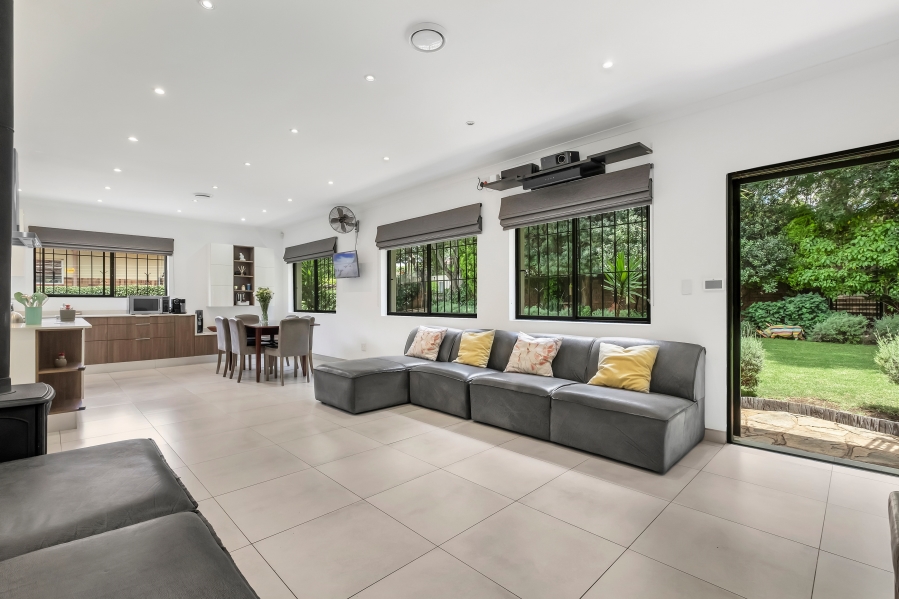 3 Bedroom Property for Sale in Emmarentia Gauteng