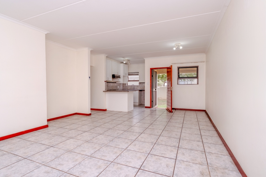 2 Bedroom Property for Sale in Paulshof Gauteng