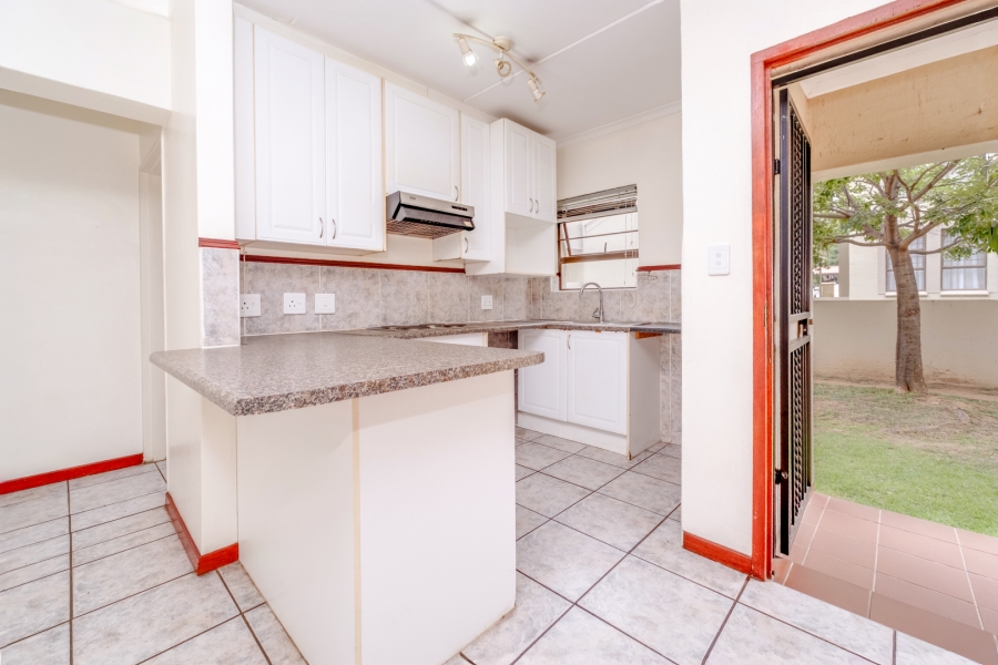 2 Bedroom Property for Sale in Paulshof Gauteng