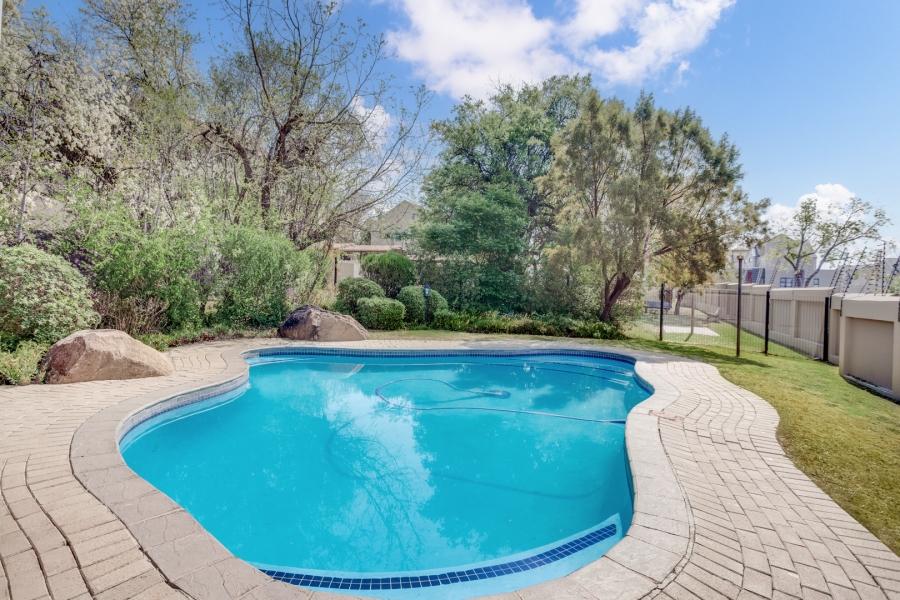 2 Bedroom Property for Sale in Paulshof Gauteng