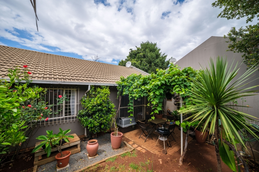 2 Bedroom Property for Sale in Northwold Gauteng