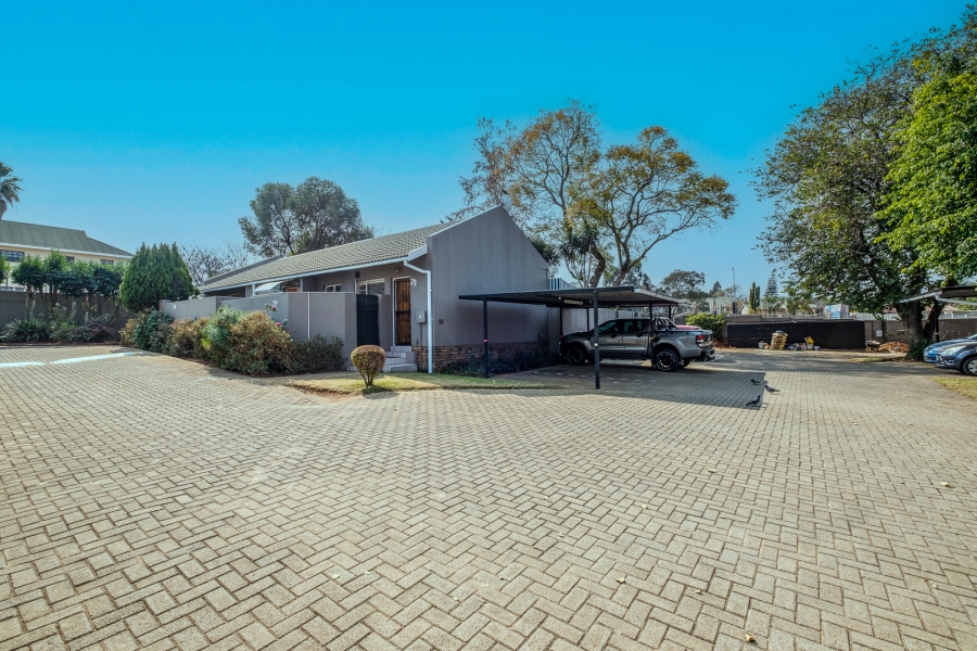2 Bedroom Property for Sale in Northwold Gauteng