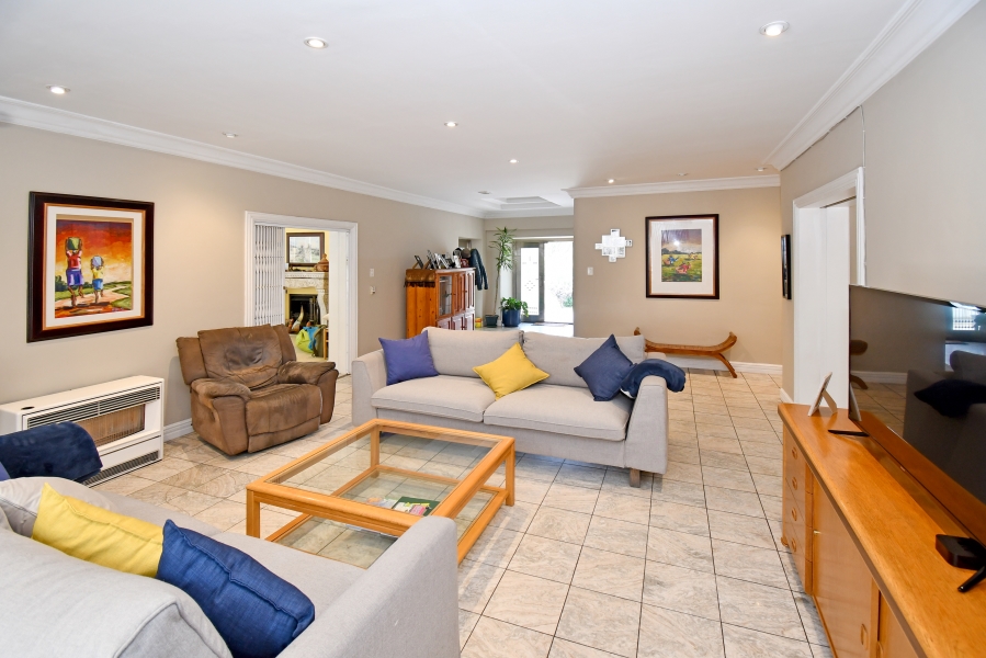 4 Bedroom Property for Sale in Parktown Gauteng