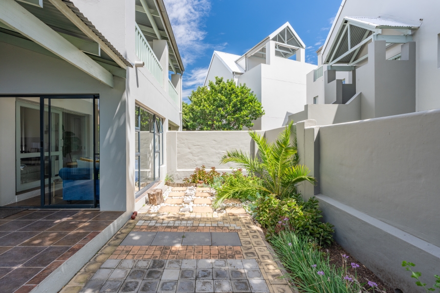 1 Bedroom Property for Sale in Broadacres Gauteng