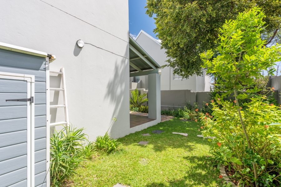 1 Bedroom Property for Sale in Broadacres Gauteng