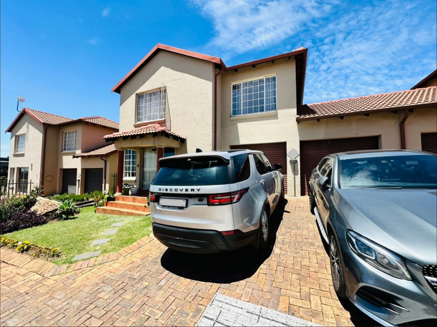 3 Bedroom Property for Sale in Elandspark Gauteng