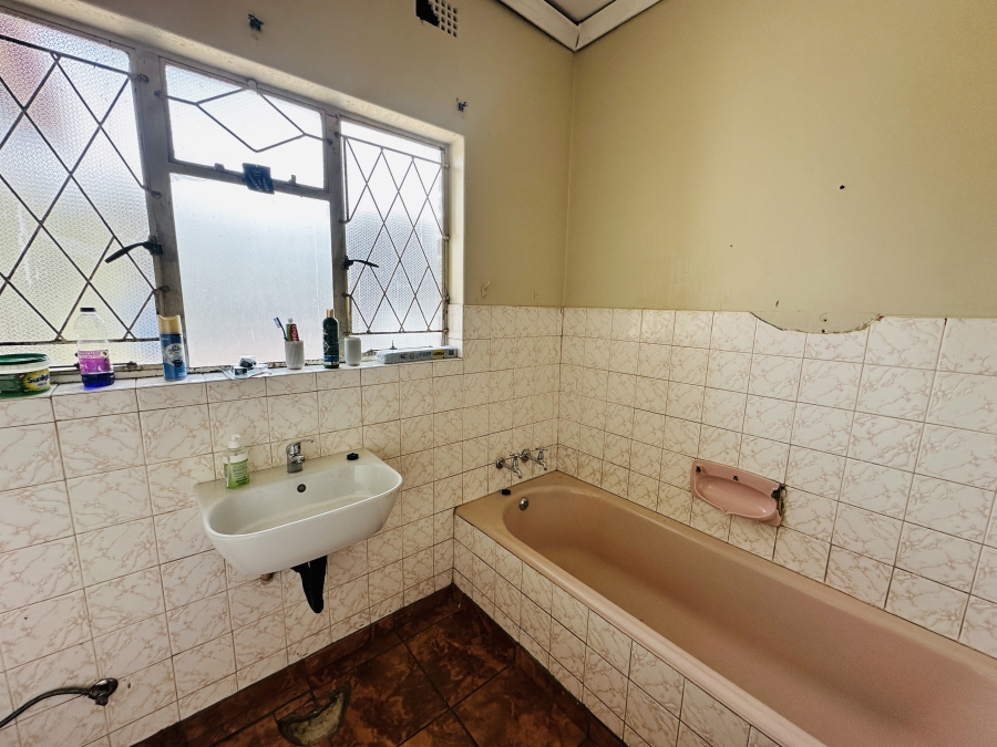 3 Bedroom Property for Sale in Leondale Gauteng